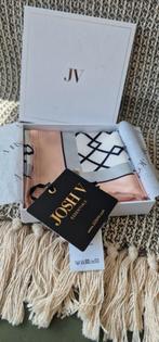 Omslagdoek sjaaltje nieuw van Josh V, Ophalen of Verzenden, Nieuw, Zwart, Handen en Nagels