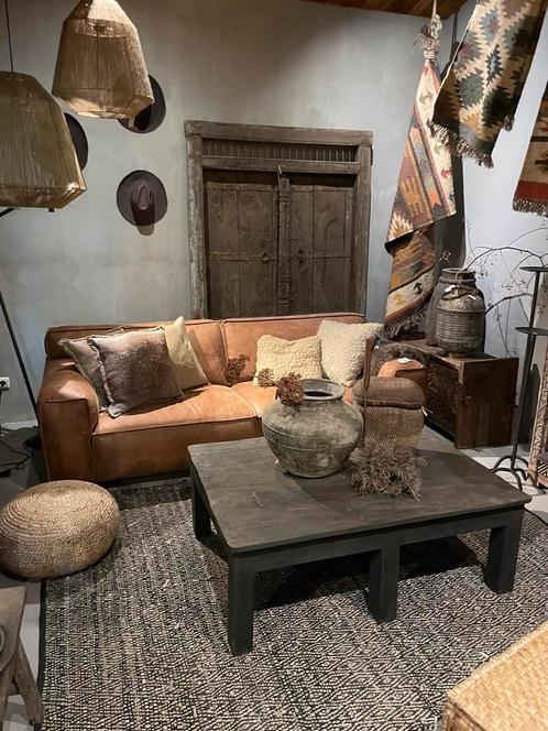 Landelijk industrieel vintage bank tafel stoelen deur poort, Huis en Inrichting, Tafels | Salontafels, Ophalen of Verzenden