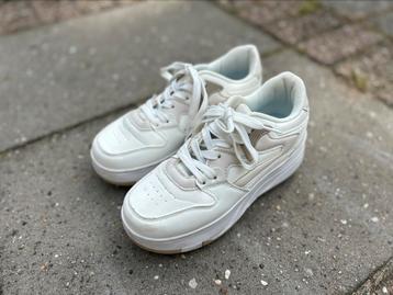 Phteer rol schoenen mt. 37 beschikbaar voor biedingen