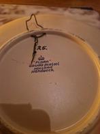 Flora Gouda Plateel Wandbord, Antiek en Kunst, Ophalen of Verzenden