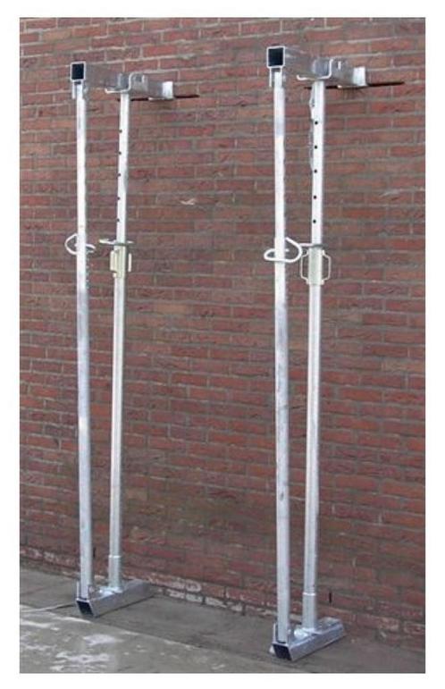 Te huur / schroefstempels, stand alone, rijplaten,schaftkeet, Doe-het-zelf en Verbouw, Overige Doe-het-zelf en Verbouw, Zo goed als nieuw