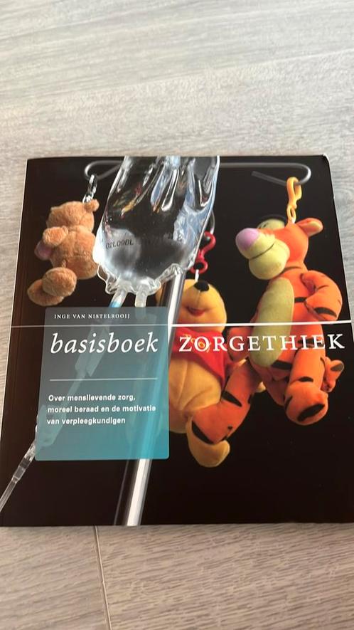 Inge van Nistelrooy - Basisboek Zorgethiek, Boeken, Godsdienst en Theologie, Zo goed als nieuw, Ophalen of Verzenden