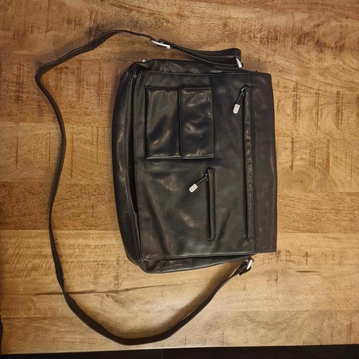 My Lady Zwarte Leren Schoudertas, Sieraden, Tassen en Uiterlijk, Tassen | Damestassen, Zo goed als nieuw, Schoudertasje, Zwart