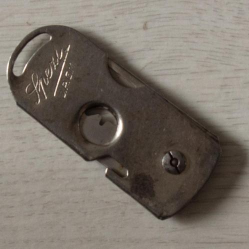 SPEZI Sigarenknipper met vervangbaar mesje, Verzamelen, Rookartikelen, Aanstekers en Luciferdoosjes, Gebruikt, Overige typen, Ophalen