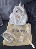 Miu miu dames handtas & dustbag, Sieraden, Tassen en Uiterlijk, Tassen | Damestassen, Ophalen of Verzenden, Nieuw, Wit, Handtas