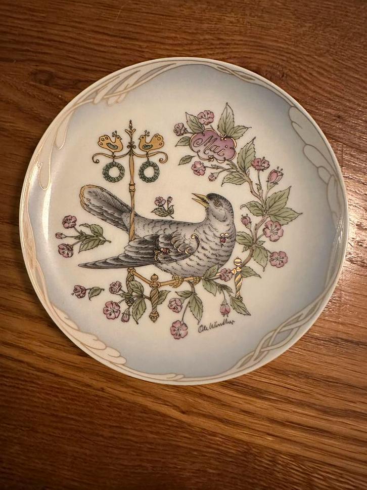 Hutschenreuther Mei Bord Ole Winther, Antiek en Kunst, Antiek | Wandborden en Tegels, Ophalen of Verzenden