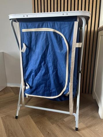 Camping kastje merk Outdoor  beschikbaar voor biedingen