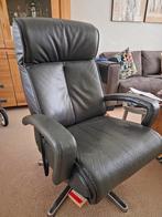 Elektrische sta op stoel in nette staat, Huis en Inrichting, Fauteuils, Ophalen, Gebruikt, Minder dan 75 cm, Leer