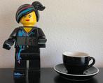Lego grote figuur Wildstyle Punk Rock vrouw klok 25 cm., Ophalen of Verzenden