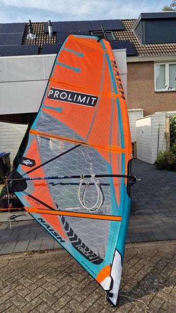 Naish force 4 5.3 2024/2025 met handtekening van Robby Naish beschikbaar voor biedingen