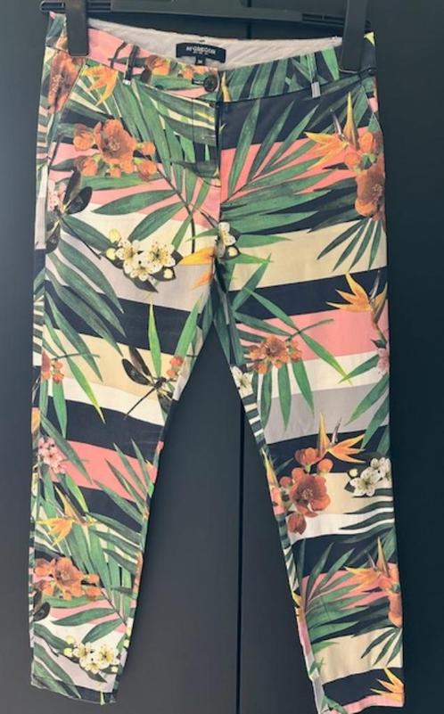 Superleuke kleurrijke broek McGregor maat 36, Kleding | Dames, Broeken en Pantalons, Zo goed als nieuw, Maat 36 (S), Overige kleuren