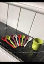 8 Stenen lepeltjes klein + lepelvaasje, eierdopje steen lime, Ophalen of Verzenden, Overige stijlen