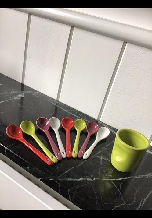8 Stenen lepeltjes klein + lepelvaasje, eierdopje steen lime, Huis en Inrichting, Keuken | Servies, Overige stijlen, Ophalen of Verzenden