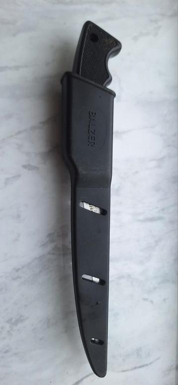 Balzer visfileermes beschikbaar voor biedingen