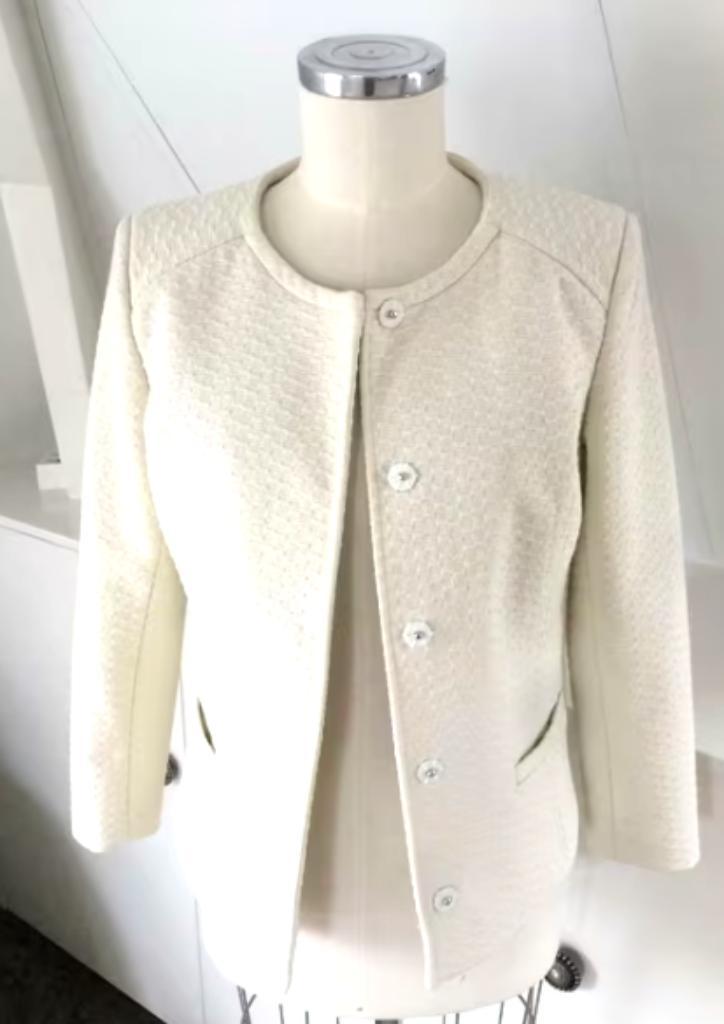 Galerie lafayette off white beeldige jasje mt 36 zgan chcs, Kleding | Dames, Jasjes, Kostuums en Pakken, Zo goed als nieuw, Jasje