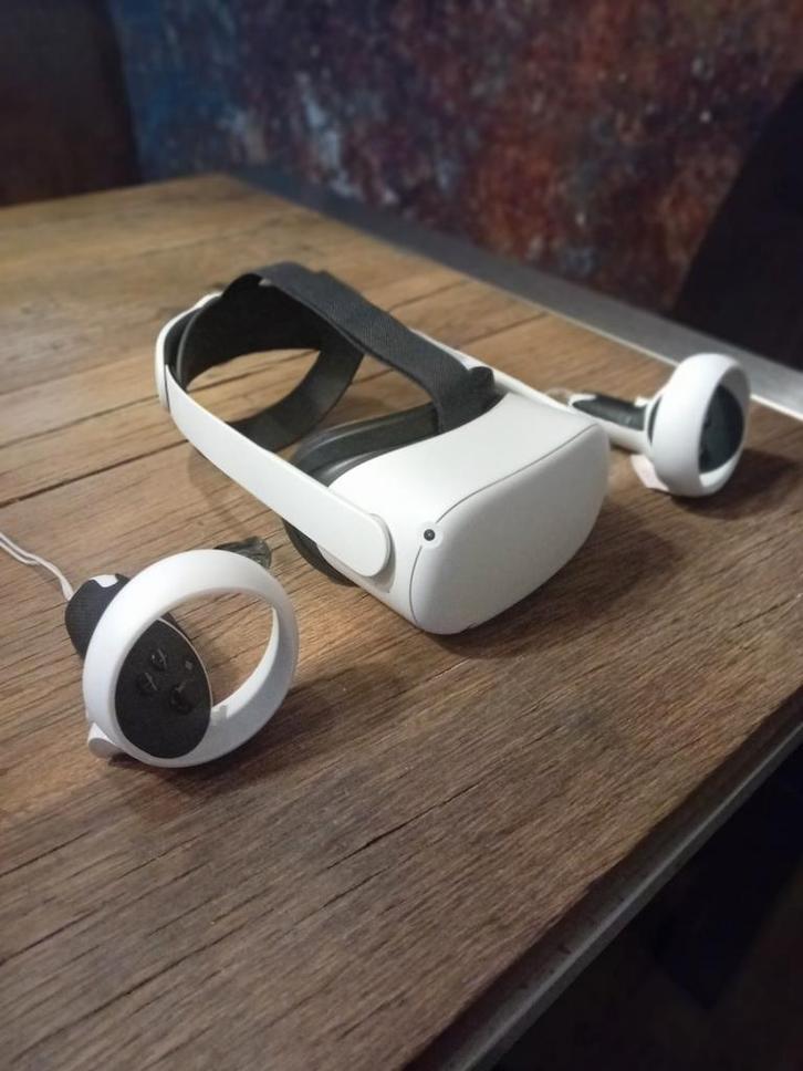 Meta Quest 2 - Zo goed als nieuw!, Spelcomputers en Games, Virtual Reality, Zo goed als nieuw, Pc, VR-bril, Ophalen of Verzenden