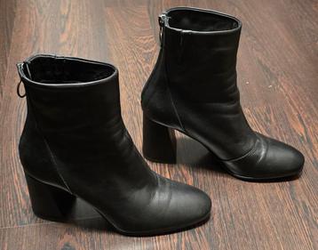 Zwarte lederen enkellaarsjes met hak - Maat 38 - Vero Moda beschikbaar voor biedingen