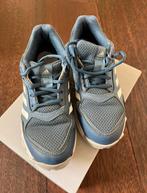 Adidas Fabela Rise sportschoenen maat 37 1/3 maat 4,5, Ophalen, Gebruikt, Schoenen