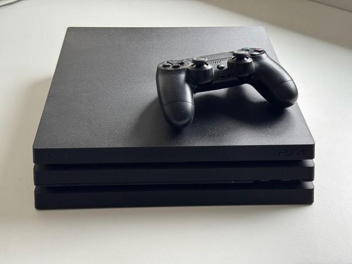 PS4 Pro 1TB in Topstaat + Controller, Spelcomputers en Games, Spelcomputers | Sony PlayStation 4, Zo goed als nieuw, Pro, 1 TB