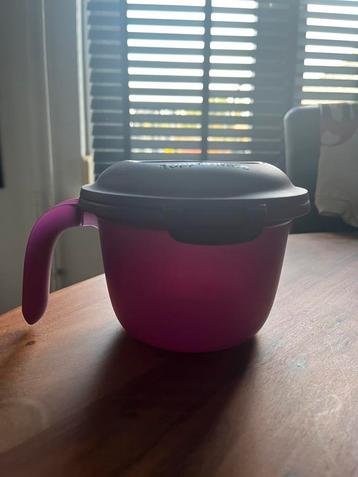 Tupperware rijstmaker beschikbaar voor biedingen