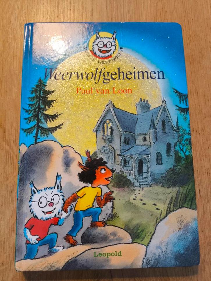 Paul van Loon - Weerwolfgeheimen, Boeken, Kinderboeken | Jeugd | onder 10 jaar, Zo goed als nieuw, Fictie algemeen, Ophalen of Verzenden