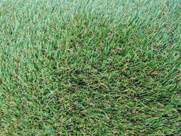 Kunstgras 400cm breed diverse soorten ook toebehoren  beschikbaar voor biedingen