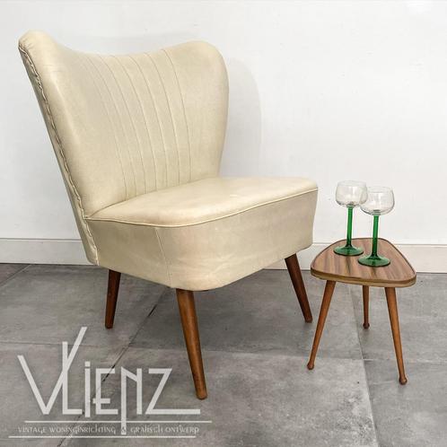 Vintage, retro, midcentury cocktailstoel crème fauteuil, Huis en Inrichting, Fauteuils, Gebruikt, Hout, Stof, Ophalen