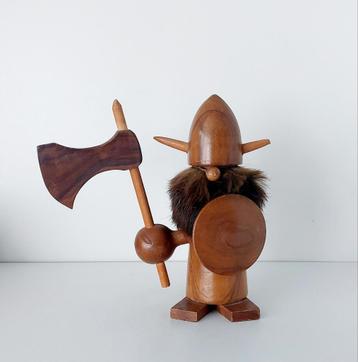Vintage houten viking  beschikbaar voor biedingen