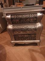 Barok kastje, Huis en Inrichting, Slaapkamer | Nachtkastjes, Ophalen of Verzenden, Zo goed als nieuw, Hout, 70 cm of meer