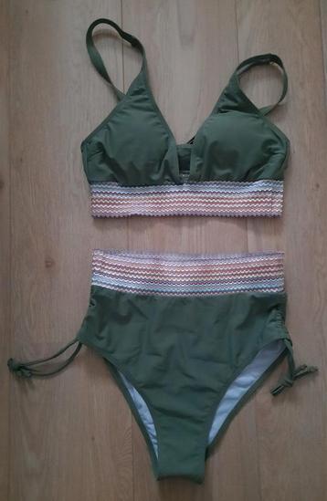 Tummy control bikini groen - NIEUW  beschikbaar voor biedingen