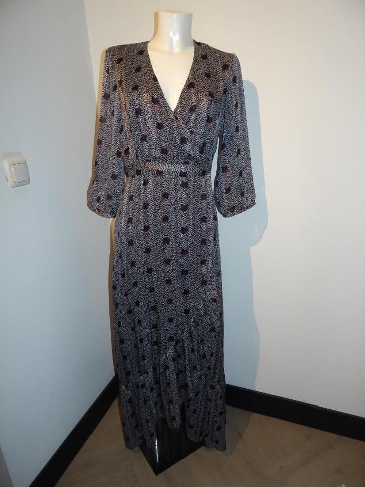 BA&SH overslag maxi dress mooie print pof mouw 2/M, Kleding | Dames, Jurken, Zo goed als nieuw, Maat 38/40 (M), Zwart, Onder de knie
