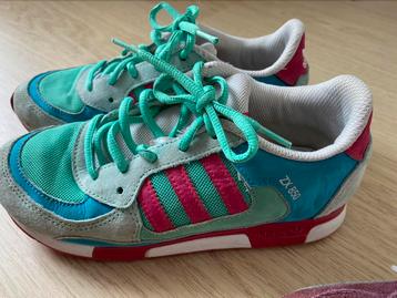 Adidas sneakers 35