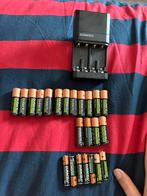 Duracell batterij oplader en 23 oplaadbare batterijen, Audio, Tv en Foto, Accu's en Batterijen, Ophalen of Verzenden, Zo goed als nieuw