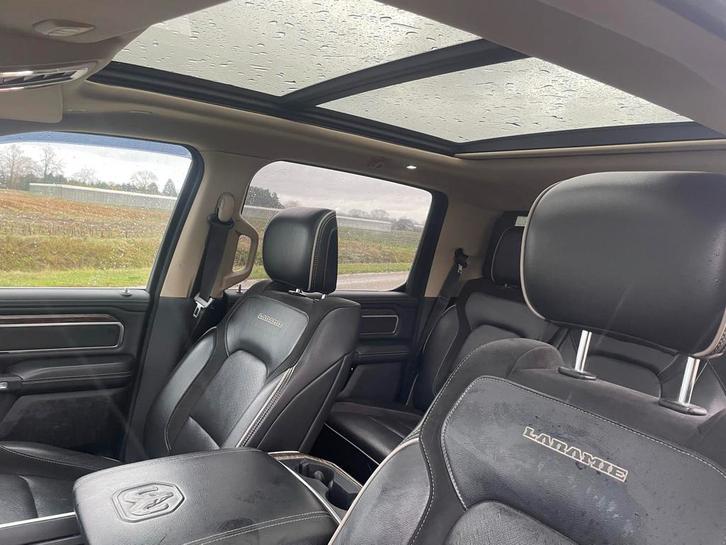 Dodge ram 1500 groot scherm panoramadak TOP auto, Auto's, Bestelauto's, Particulier, 360° camera, 4x4, ABS, Achteruitrijcamera