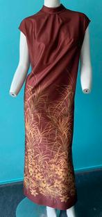 Vintage originele jaren 70 lange jurk roestbruin maat 46, Bruin, Verzenden, Maat 46/48 (XL) of groter, Vintage