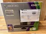 A236. Mooie Xbox 360 250GB Kinect in doos [CIB], Spelcomputers en Games, Spelcomputers | Xbox 360, 250 GB, Met 1 controller, Gebruikt