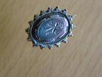 BROCHE VINTAGE ENGELS  ZILVER GEGRAVEERD 1,8 gr 2,4 cm, Minder dan 4 cm, Ophalen of Verzenden, Zo goed als nieuw, Zilver