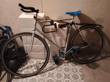 Unieke 'Arc en Ciel' fixed gear / fixie beschikbaar voor biedingen