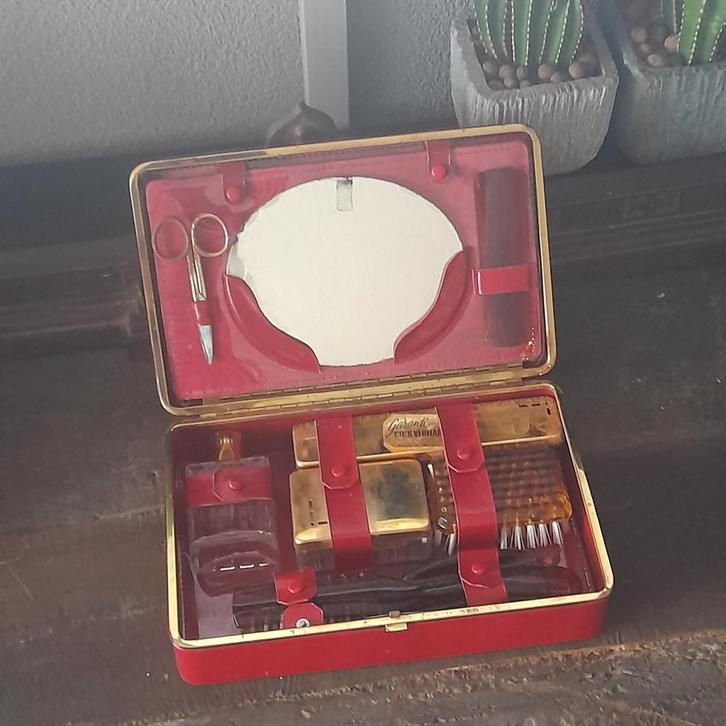 jaren 60 Franse beautycase en een sieradenkist, Antiek en Kunst, Curiosa en Brocante, Ophalen of Verzenden