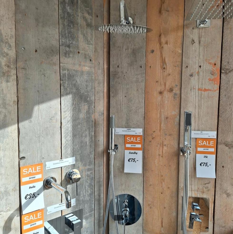 LAATSTE Inbouw douche chroom met handdouche en kop nr223