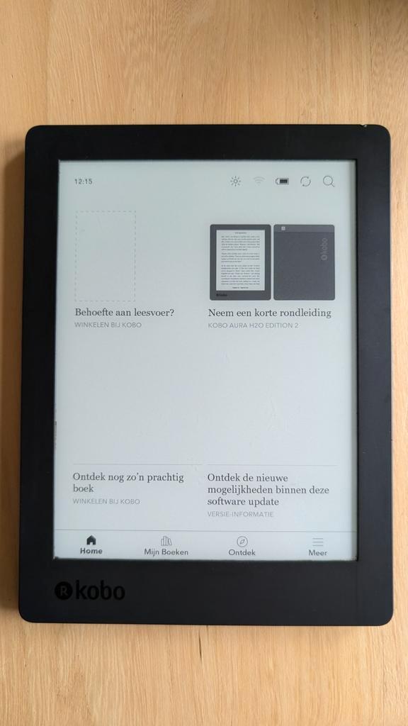 Kobo aura h2o netjes en goed, Computers en Software, E-readers, Zo goed als nieuw, Ophalen of Verzenden