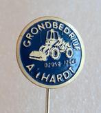 Speldje van Grondbedrijf A 't Hardt, Verzamelen, Speldjes, Pins en Buttons, Verzenden, Gebruikt