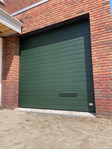 Garagedeur / rolluik monteur beschikbaar beschikbaar voor biedingen