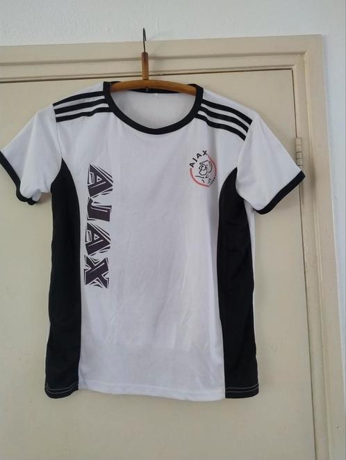 👉 Ajax shirt met (helm??) op de rug, Verzamelen, Sportartikelen en Voetbal, Zo goed als nieuw, Shirt, Ajax, Ophalen of Verzenden