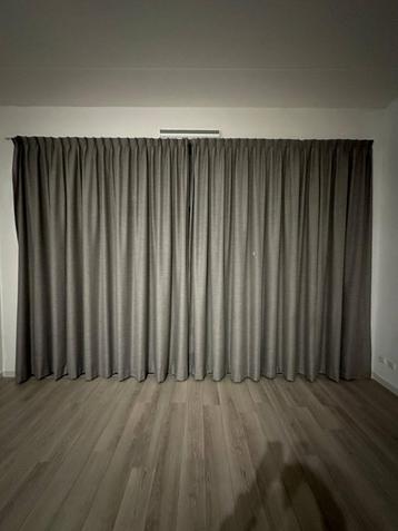 Luxe inbetween gordijnen op maat – ideaal voor hoge plafonds beschikbaar voor biedingen