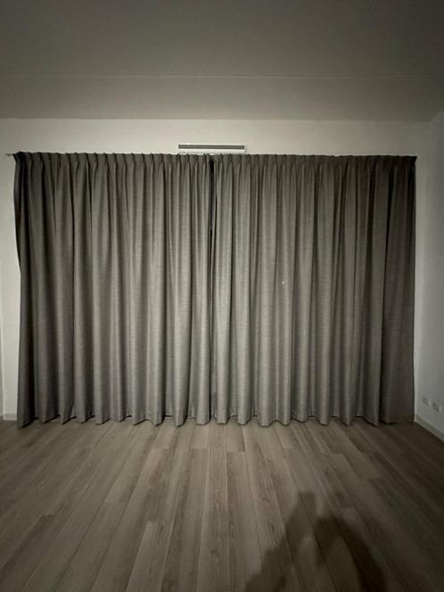 Luxe inbetween gordijnen op maat – ideaal voor hoge plafonds, Huis en Inrichting, Stoffering | Gordijnen en Lamellen, Zo goed als nieuw
