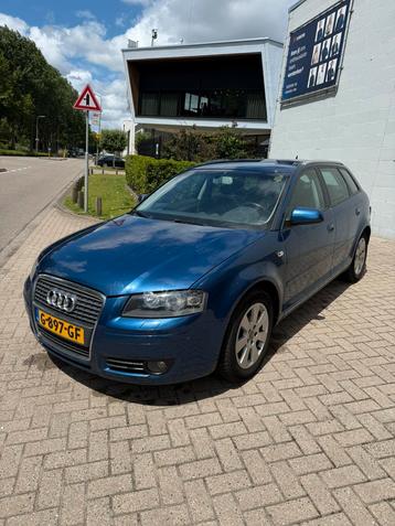 Audi A3 Sportback 2.0 FSI Attraction 2004 Blauw beschikbaar voor biedingen