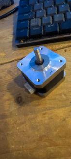 2x Stappenmotor 24SHD0034-20B, Ophalen of Verzenden