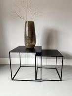 2 Zwart metalen vierkante tafeltjes Blomus, Minder dan 55 cm, Gebruikt, Metaal of Aluminium, Vierkant