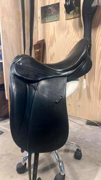 Stubben 17,5 “ en Kentaur Dressuurzadel 17,5” Ithaka APM, Ophalen of Verzenden, Nieuw, Dressuur